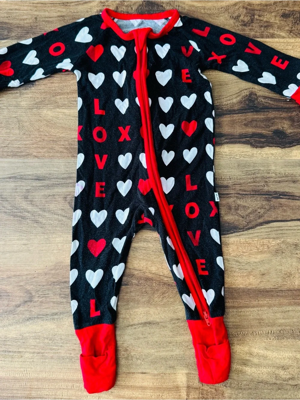 Little Sleepies Black Pajamas with White Hearts & Red LOVE Accents Size 0-3 mths